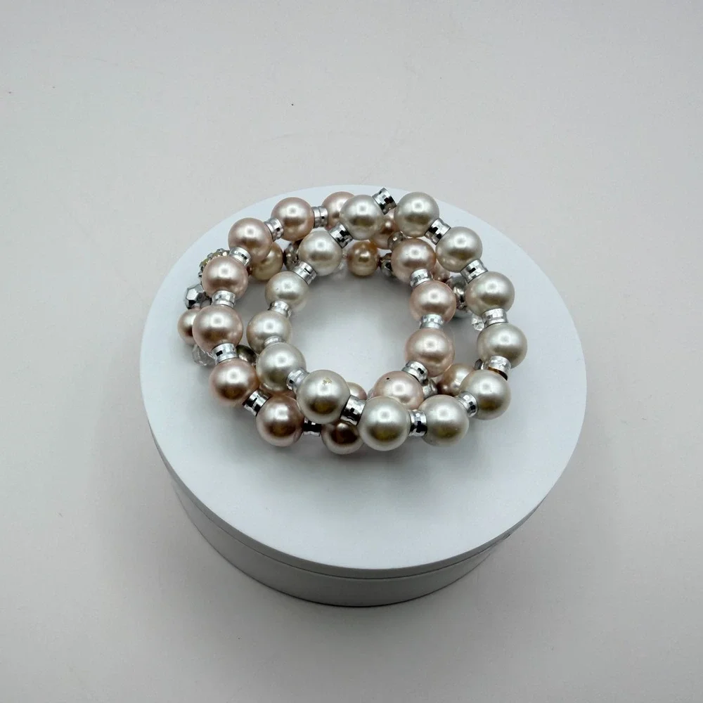 Vintage Y2K Silver Tone Faux Pearl Stretch Beaded Bracelet‎ Women's Jewelry